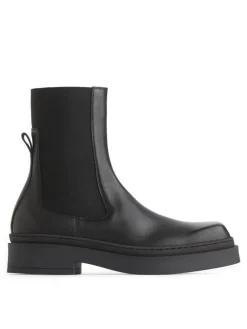 Chunky Chelsea Boots