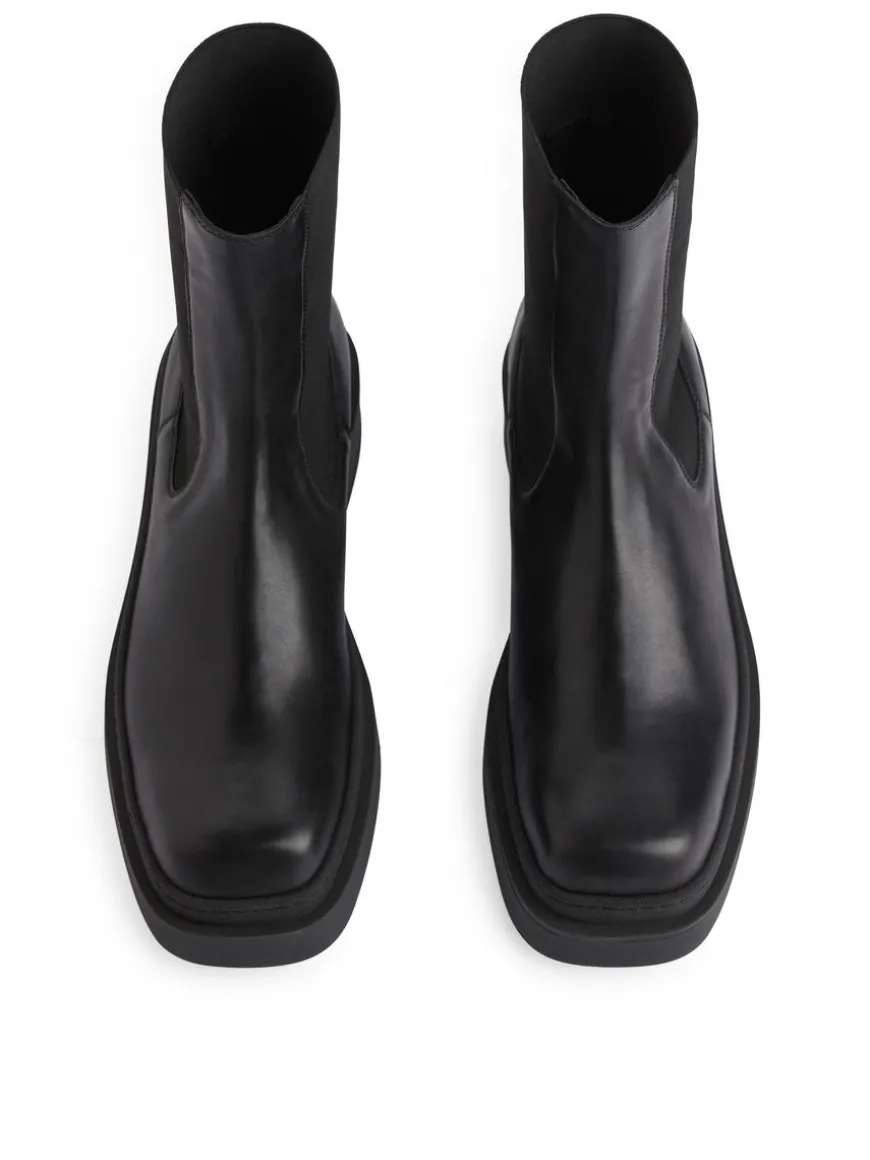 Chunky Chelsea Boots