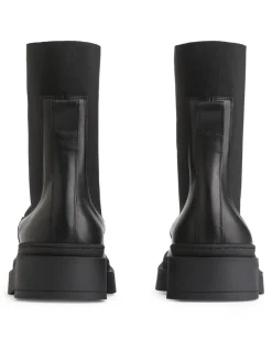 Chunky Chelsea Boots