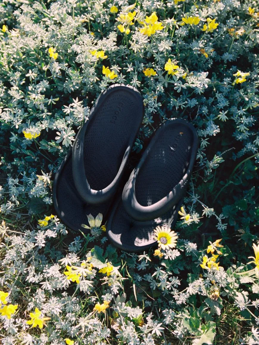 Crocs Mellow Recovery Flip Flops