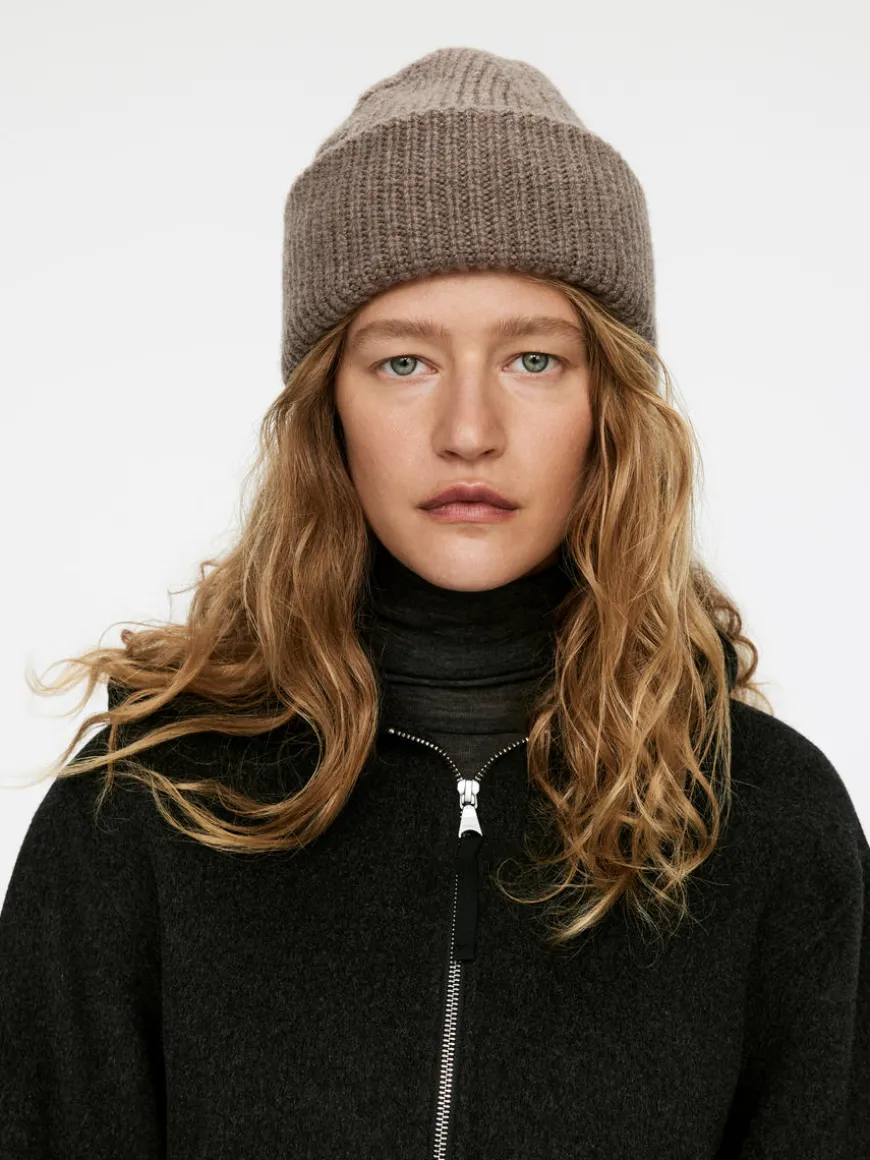 Double-Fold Wool Beanie