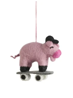 Felt So Good Skating Pig