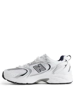 New Balance 530 Trainers