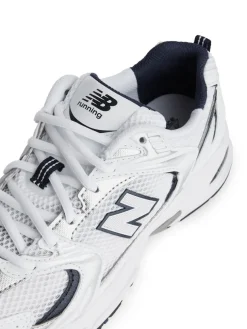 New Balance 530 Trainers