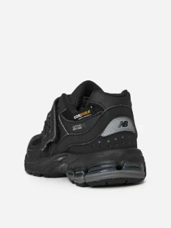 New Balance 2002R Trainers