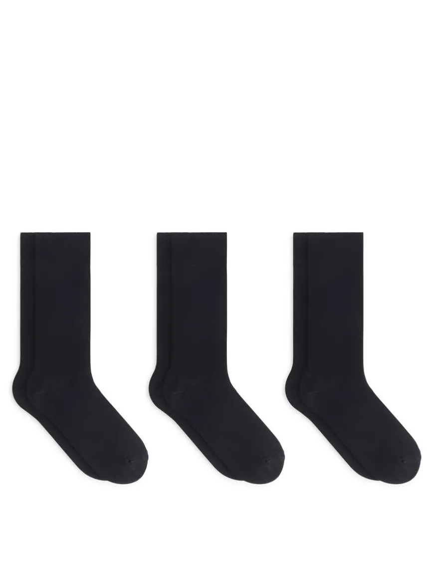Plain Socks Set Of 3