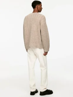 Relaxed Cable-Knit Jumper