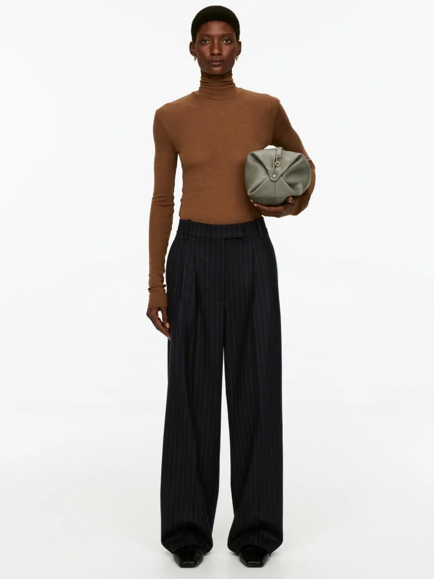 Relaxed Pleat Trousers