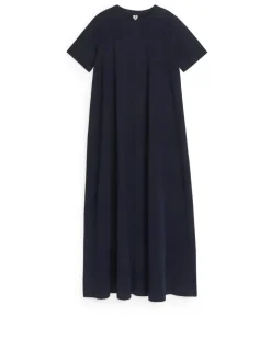 Relaxed T-Shirt Dress