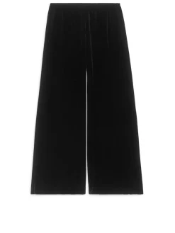Relaxed Velvet Trousers