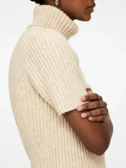 Rib Roll-Neck Top