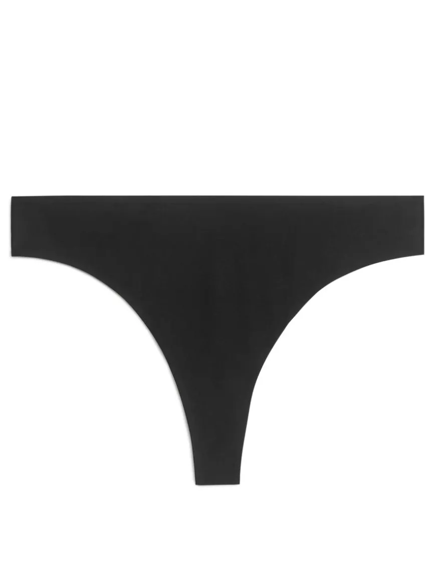 Seamless Thongs