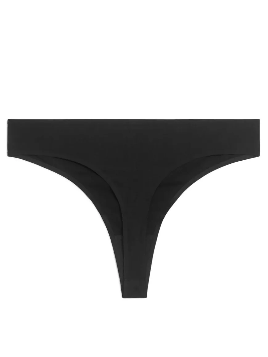 Seamless Thongs