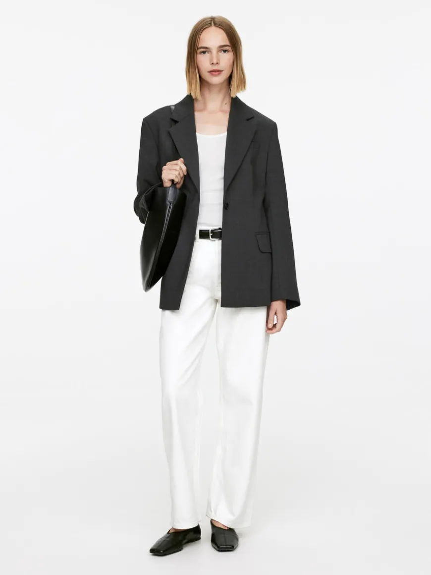 Slim Single-Breasted Blazer