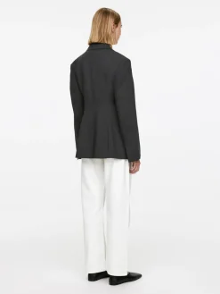 Slim Single-Breasted Blazer
