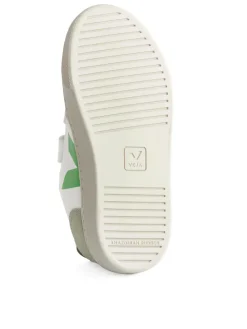 Veja V-12 Junior Trainers