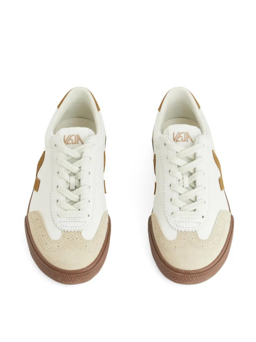 Veja Volley Trainers