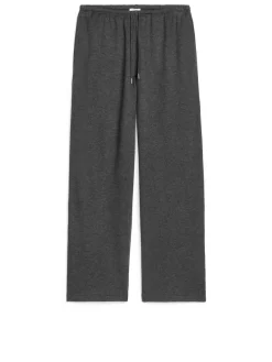 Wide-Leg Sweatpants